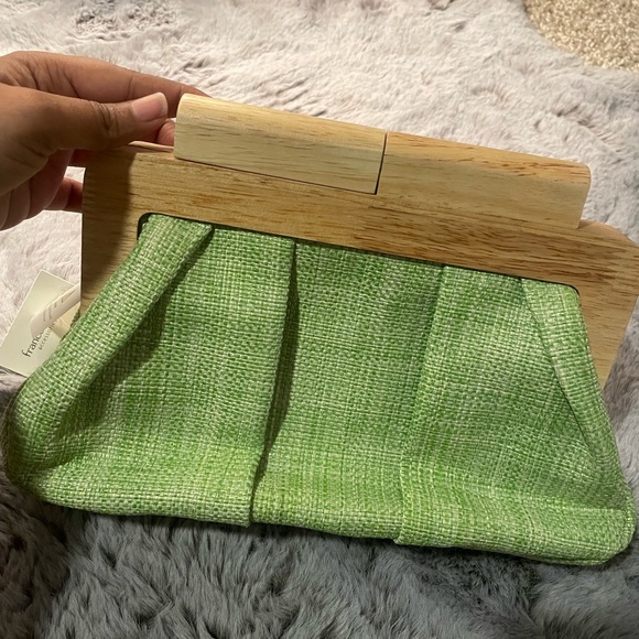 Francesca’s Pleatedwood Clutch Light Green / Super Cute Handbag - Picture 2 of 4